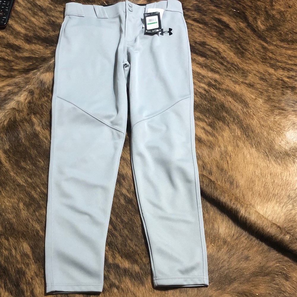 Under Armour youth baseball pants in YL NWT